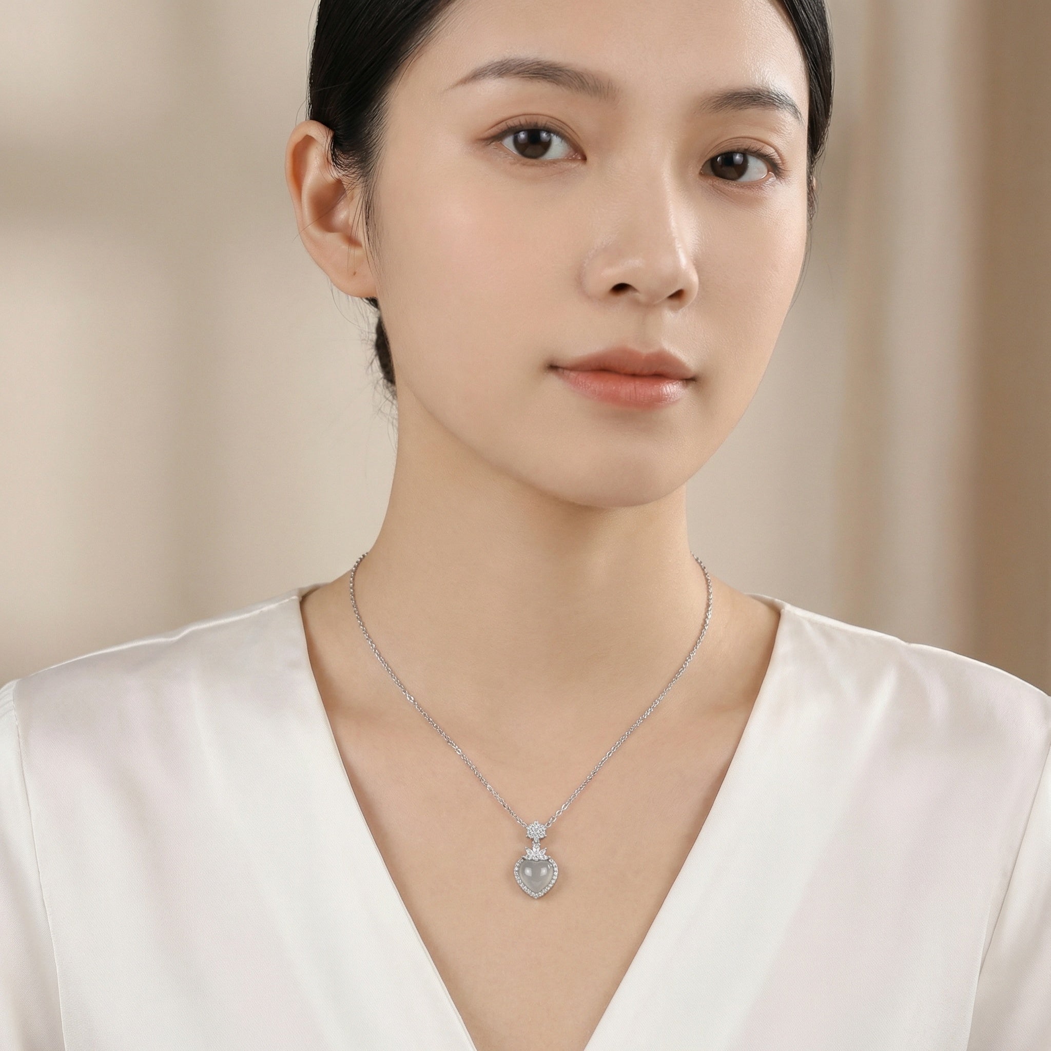 Glisten Necklace