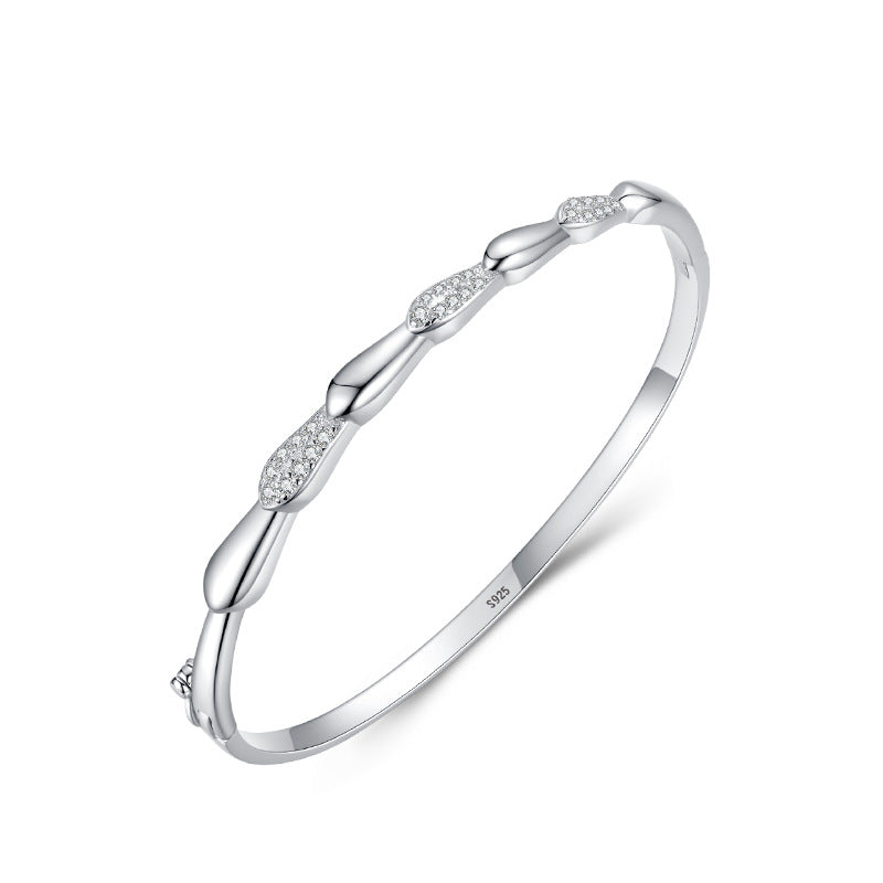 Delicate Shine Bracelet